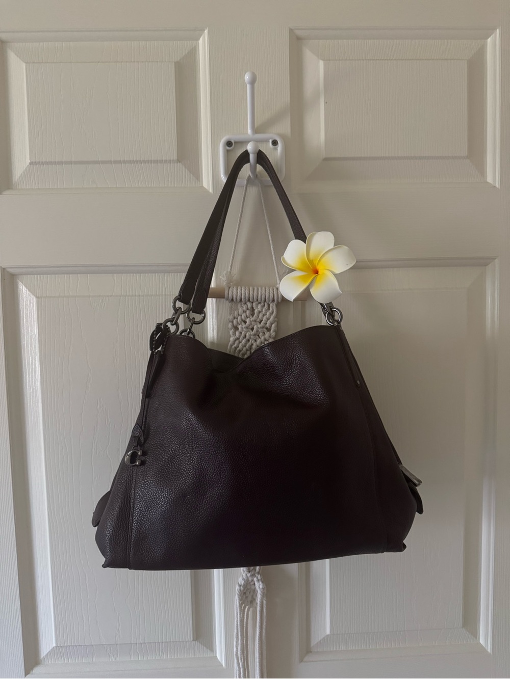 Coach Shoulder Bag in burgundy